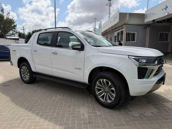 CHEVROLET S10 2.8 16V TURBO DIESEL HIGH COUNTRY CD 4X4 AUTOMÁTICO